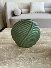 Leaf Vase set of 3 light green