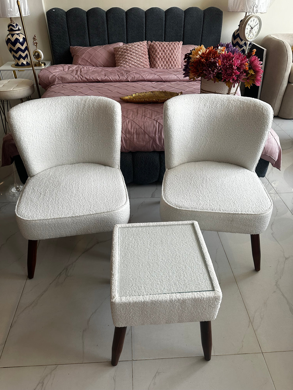 Allure Chairs without arms White Boucle