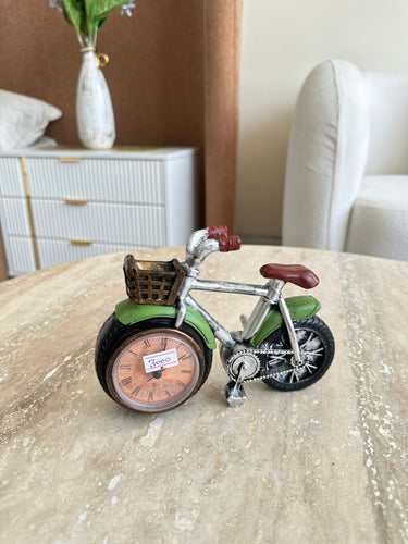 Cycle Decor