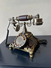 Telephone Vintage 07