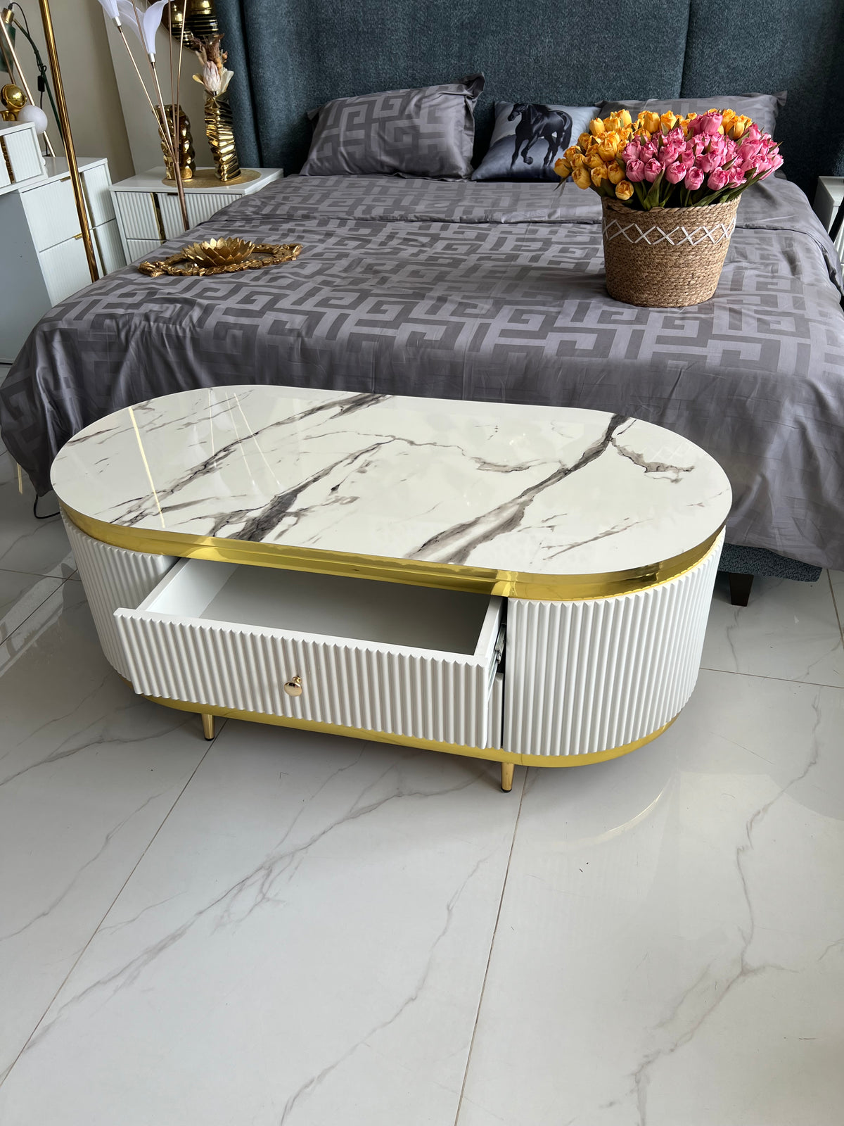 White Glor Coffee Table