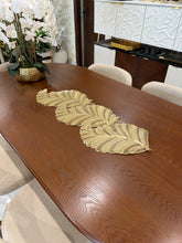 Table Runner 004