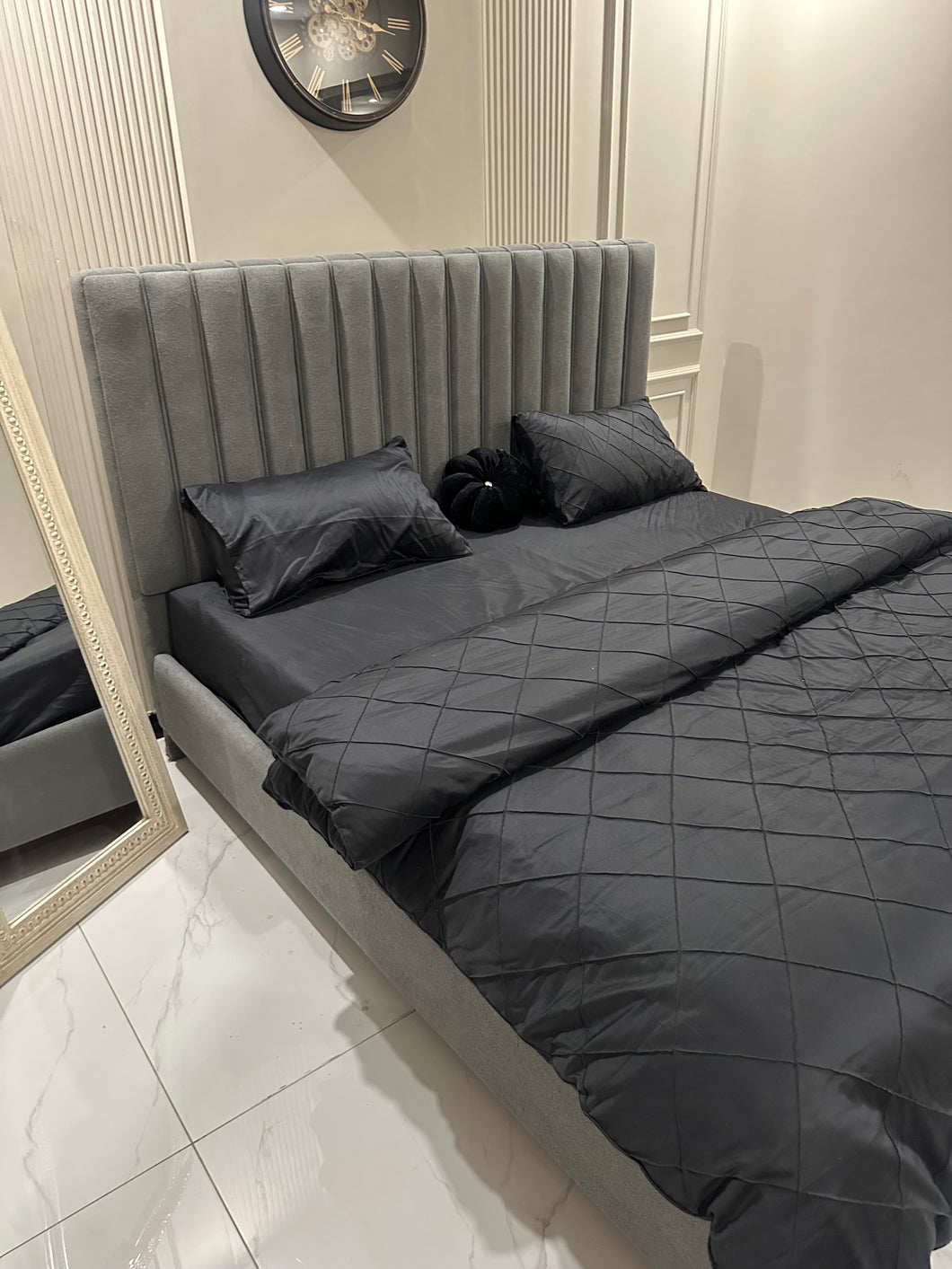 Kenva Grey Boucle Bed