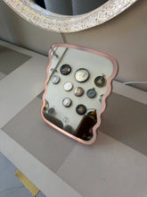 Irregular mirror small pink 02