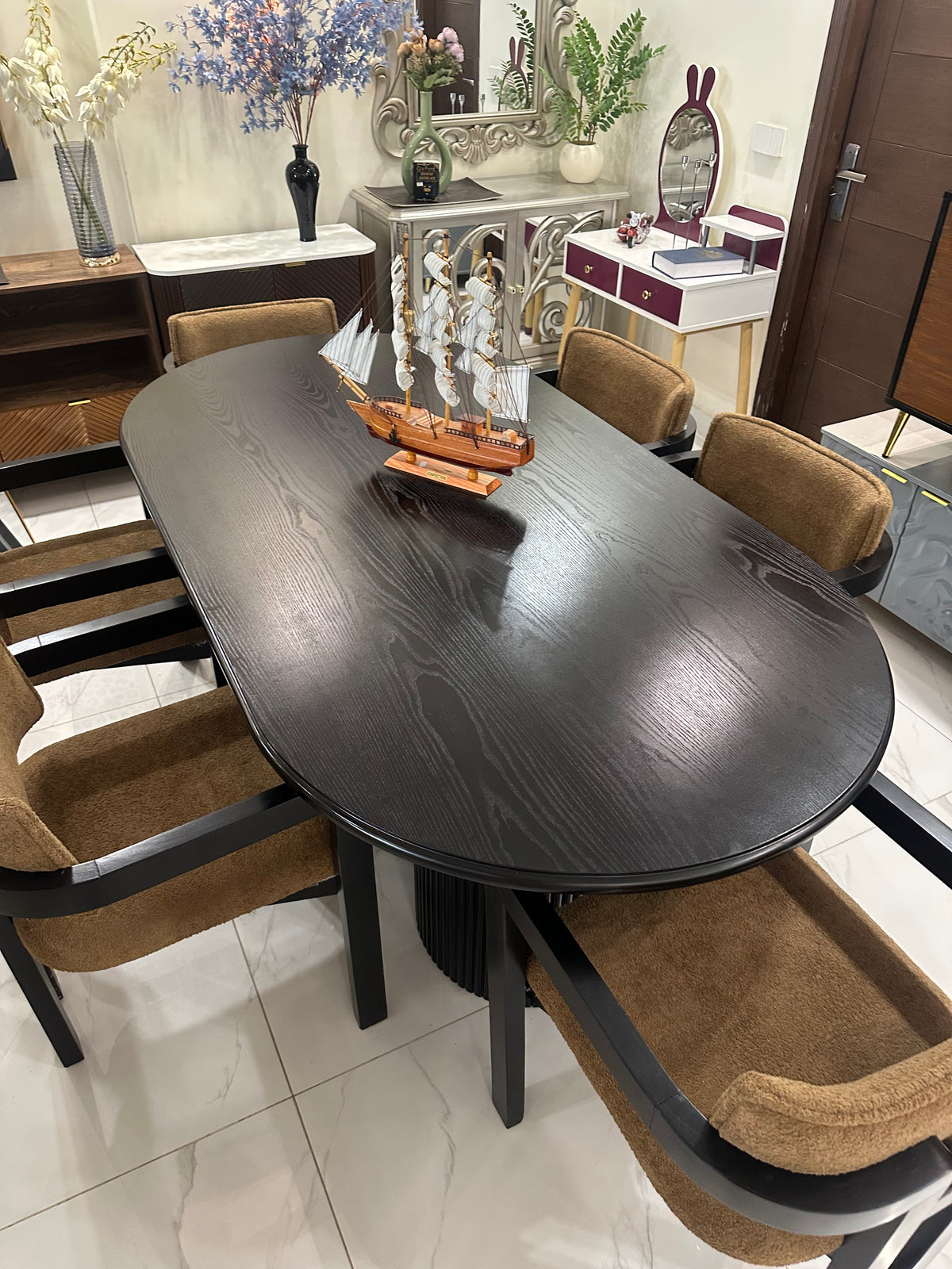 Black Ashwood Dinning Table with Ladderback Chairs