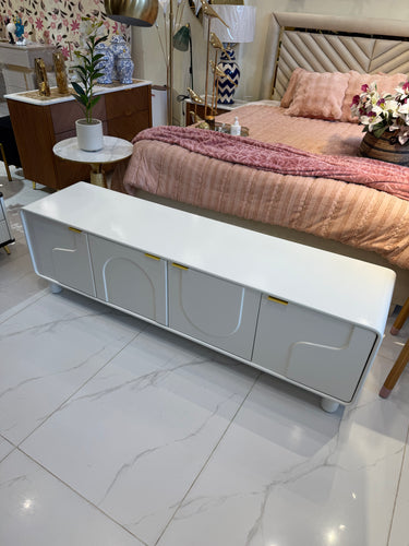 Curved Grace TV Console