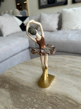 Ballerina Sculpture 001
