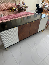 Urban Blend Console