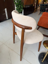 Woody chair