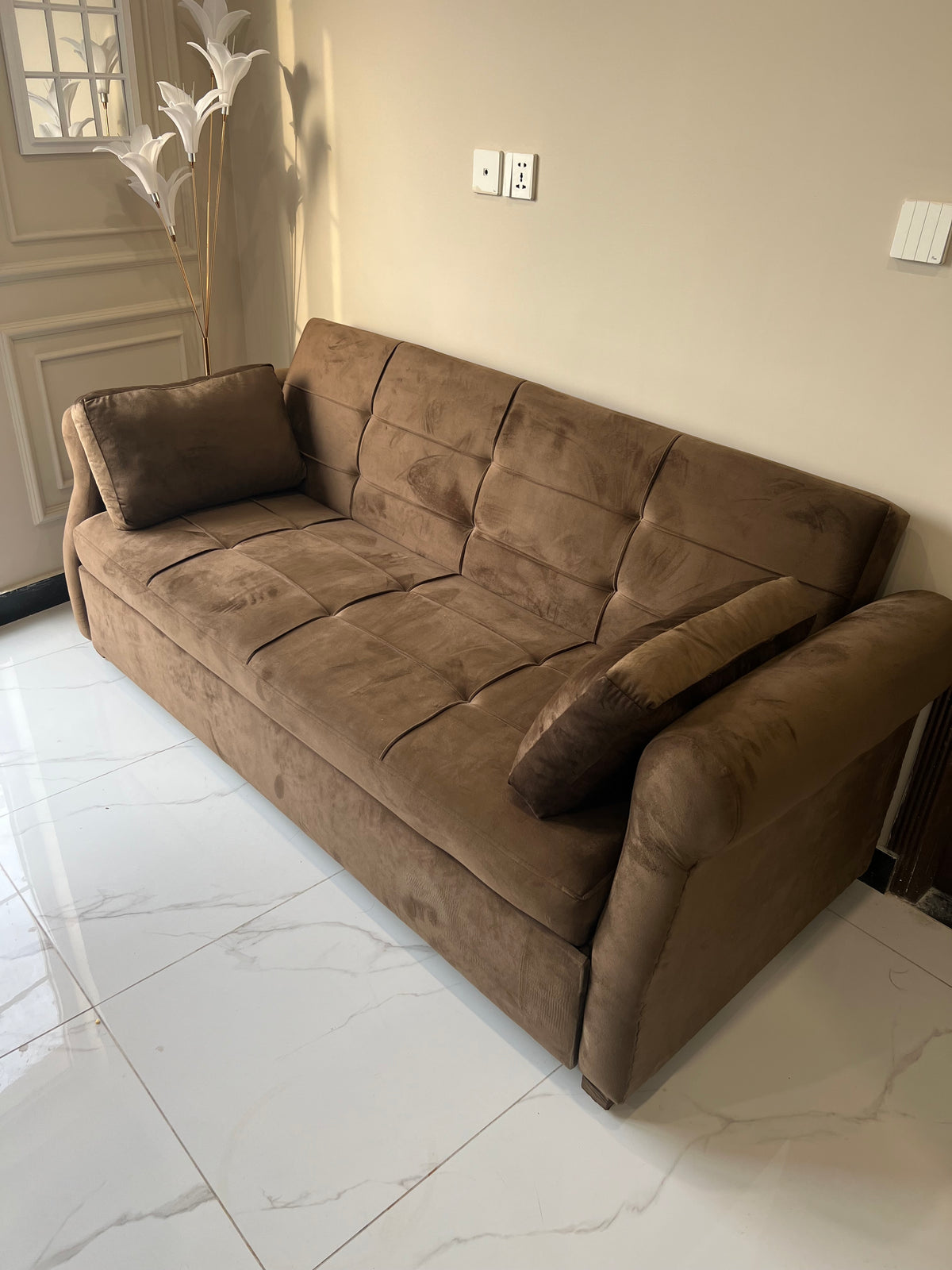 Mia sofa cum bed