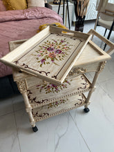 Hand painted trolley 04