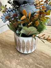 Gold leaf Planter 002 Blue