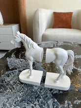 Bookend 003