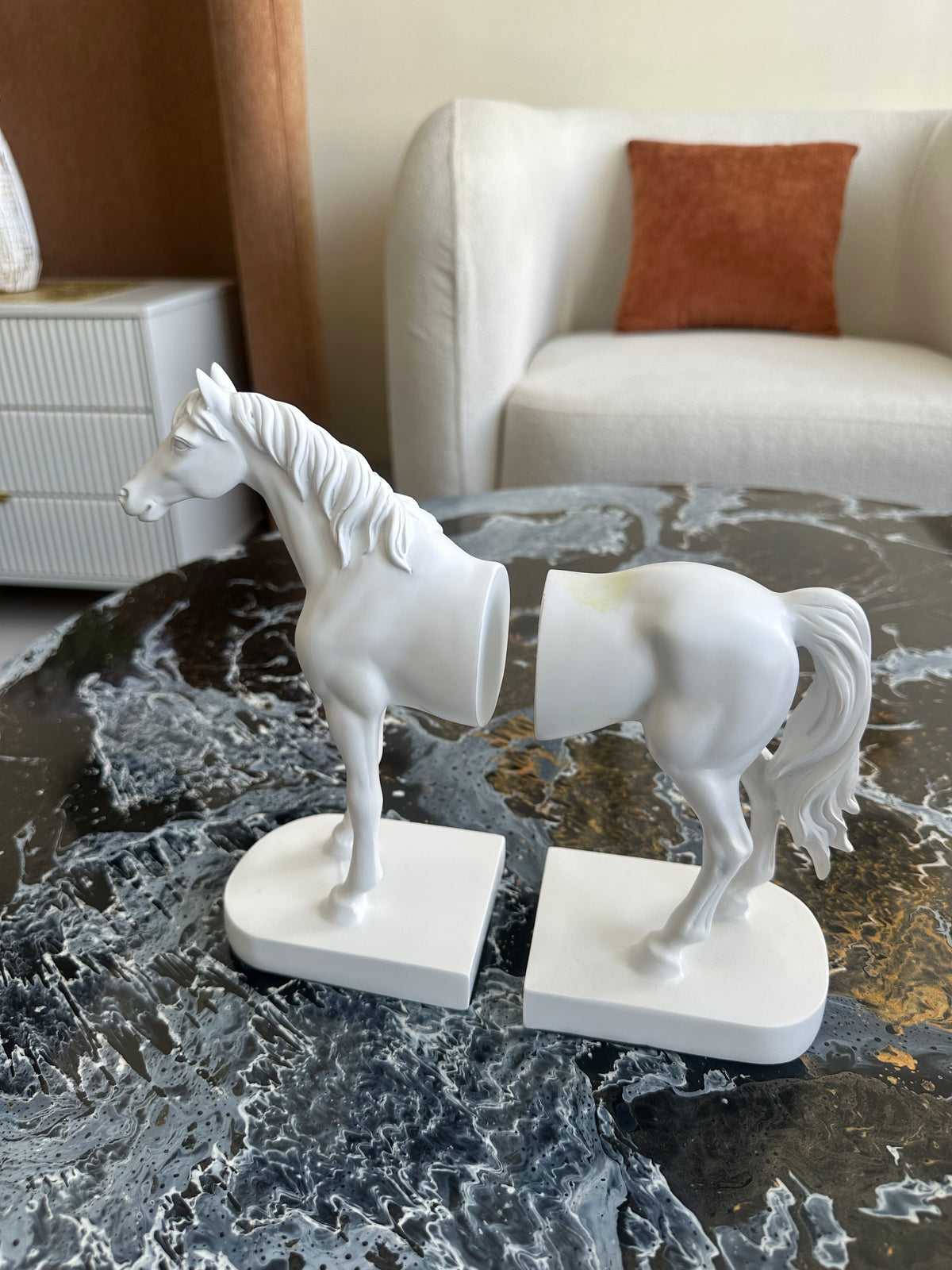 Bookend 003