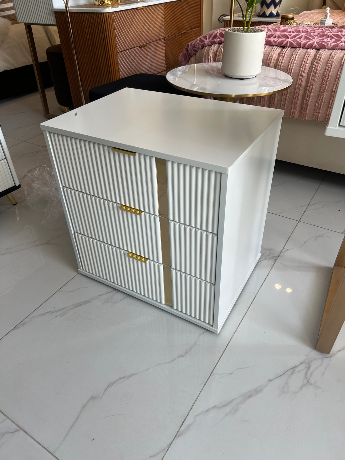 Joe Side Table 02