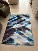 Modern 4 by 6ft VS24