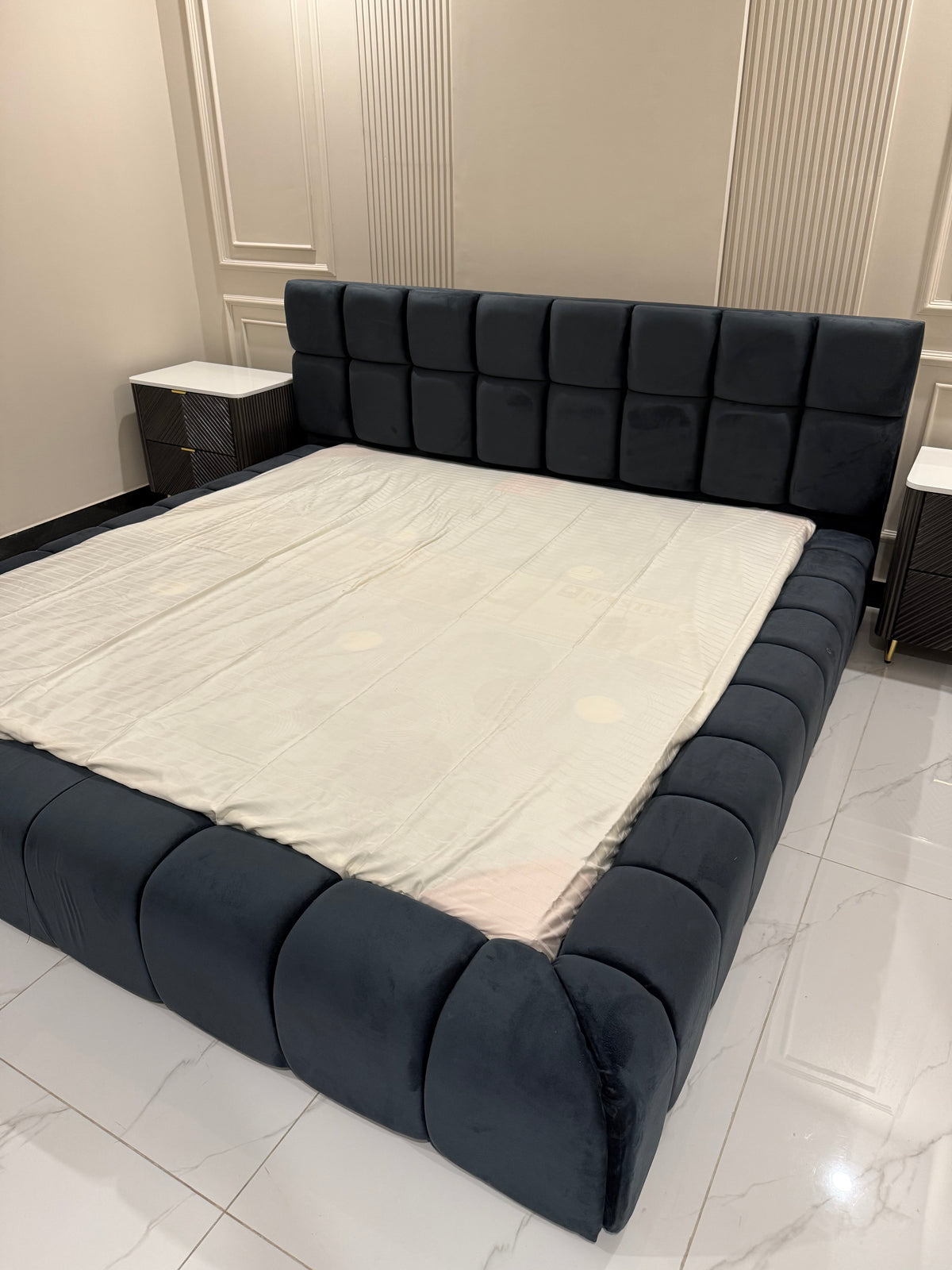 Grey Glory Bed Set