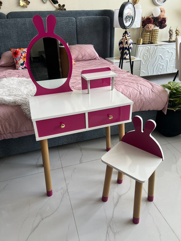 Kids vanity and chair