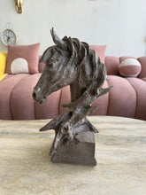 Dovel table decor (Multiple Colors)