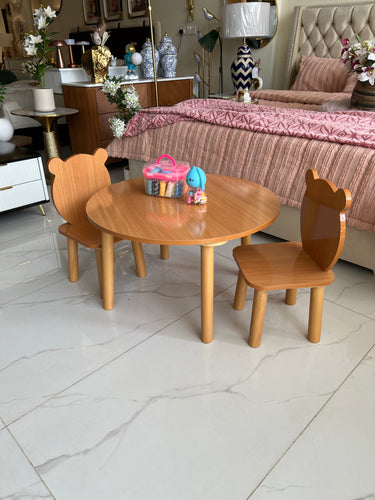 Bear Chairs with Round Table
