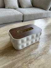 White Illusion Tissue box SS23
