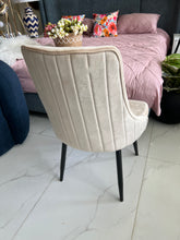 Dawn chair 06 (Beige)