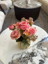 Ceramic Gold planter 05