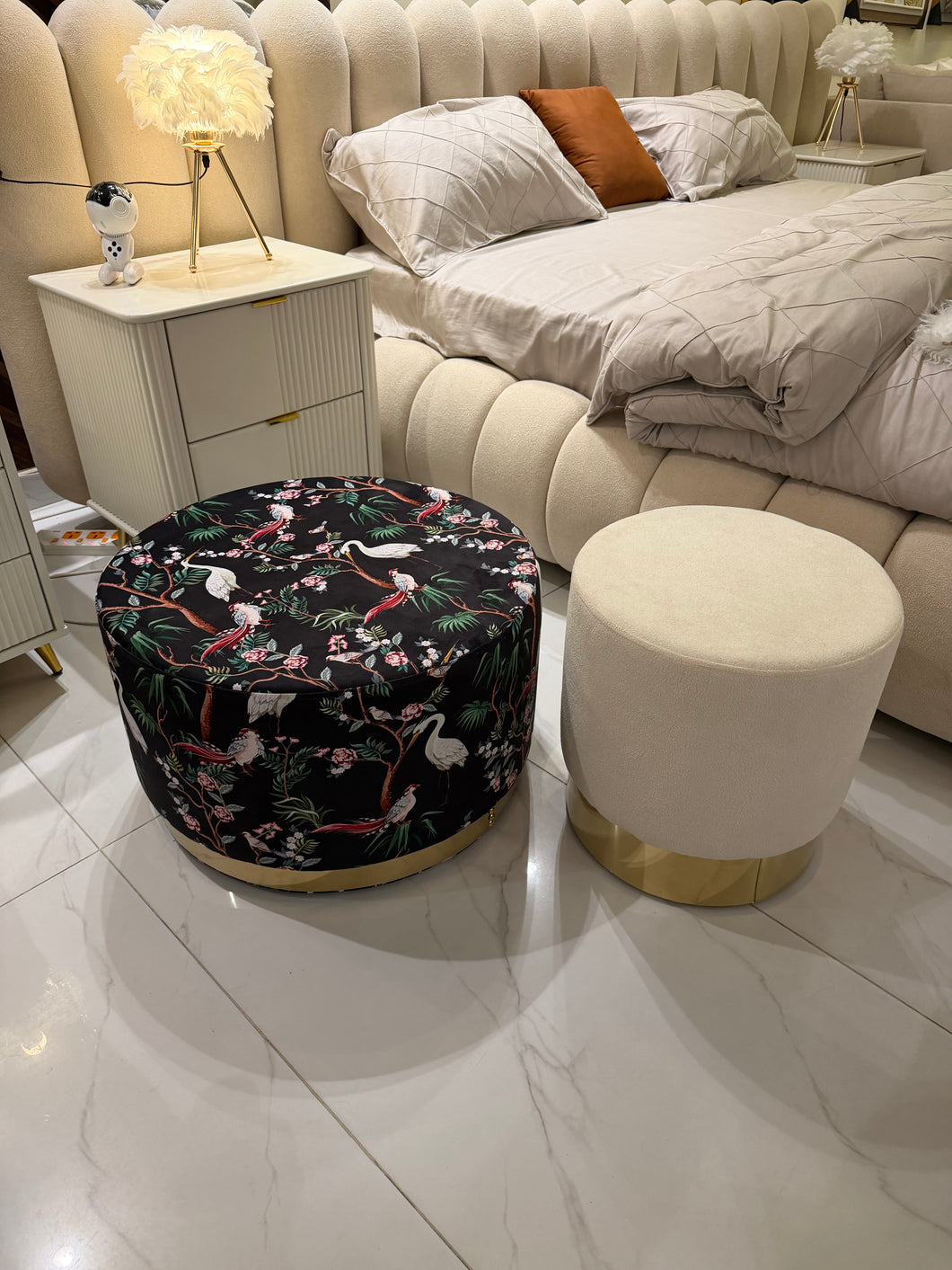 Stool n Coffee Table Set 002