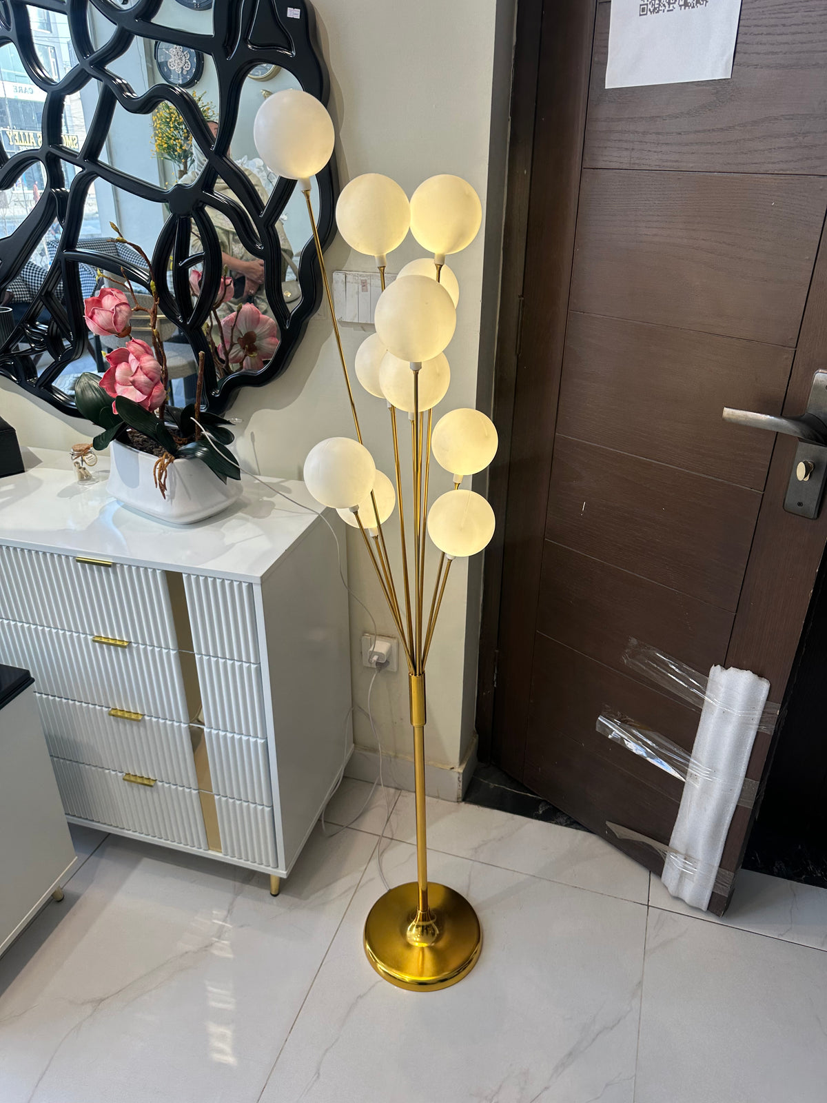 Round Led standing lamp 03
