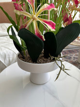 Gloriosa Lilies Planter