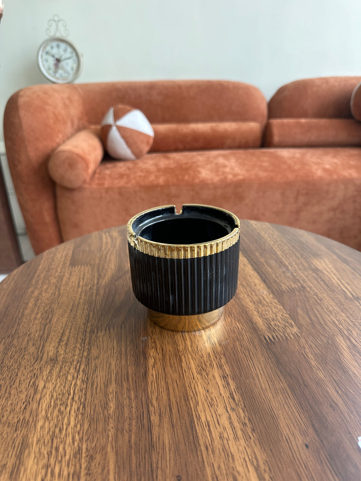 Ash tray 06