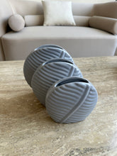 Leaf Vase set of 3 grey