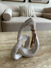 Rustic tassel vase white
