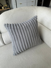 Flurry Cushion Grey 03