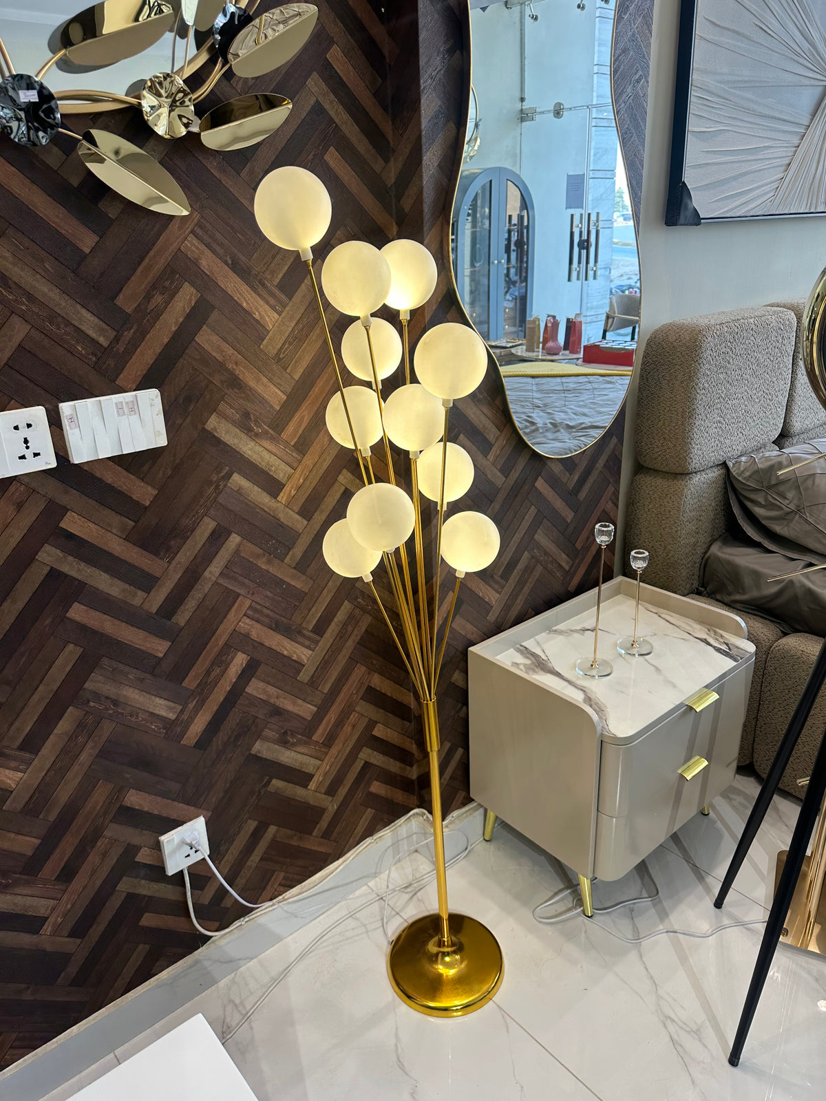 Round Led standing lamp 03