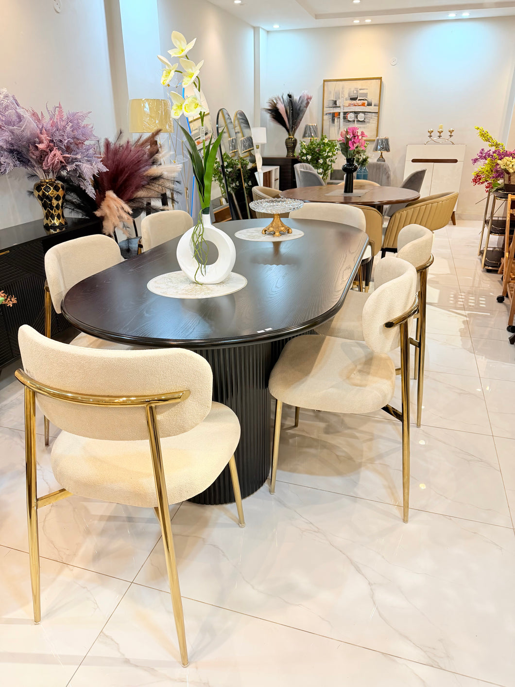 Black Ashwood Dinning Table With Royal Chair