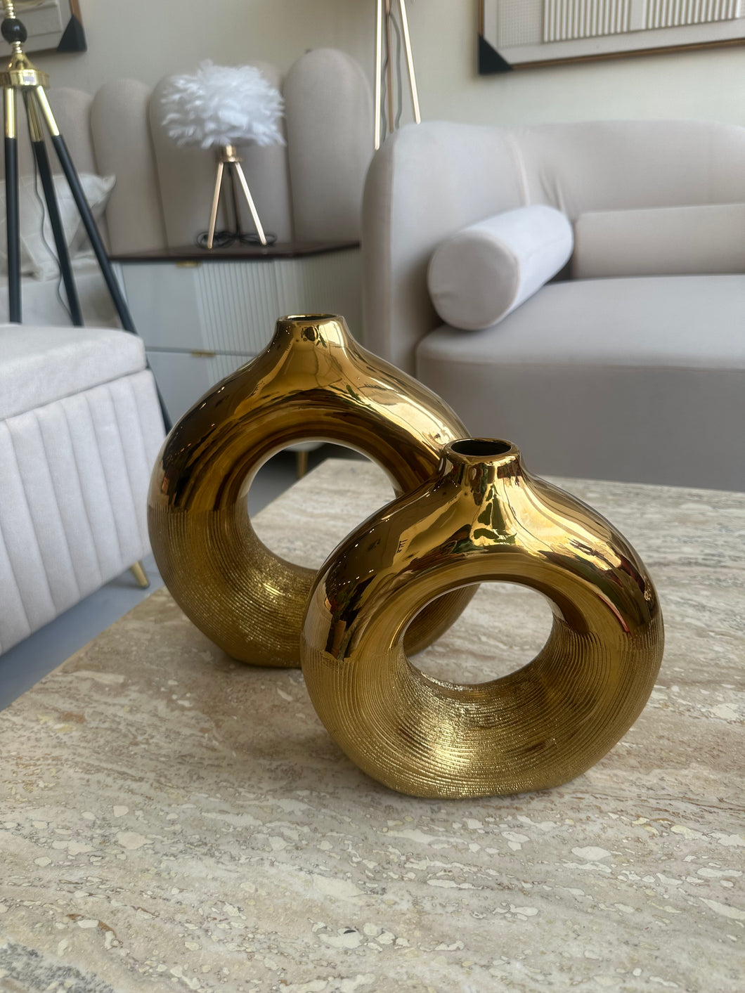 Gold Donut Vase Set