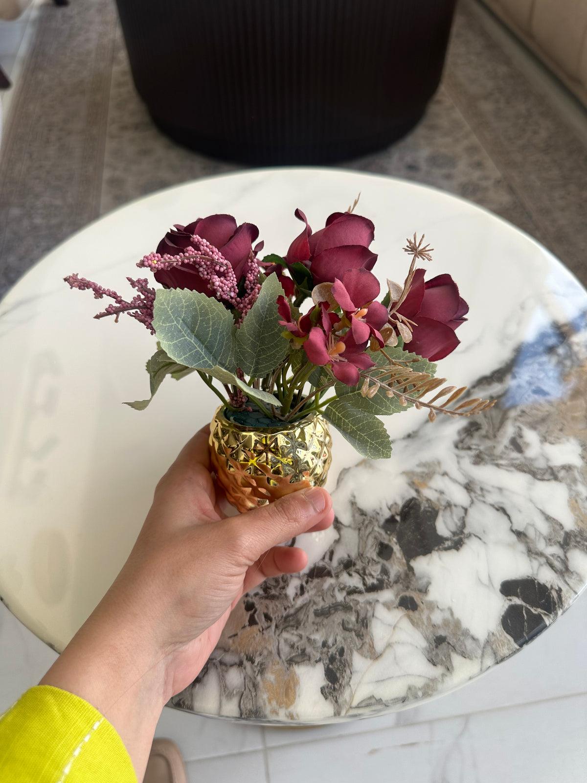 Ceramic Gold planter 09