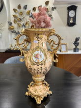 Victorian Center Table Set