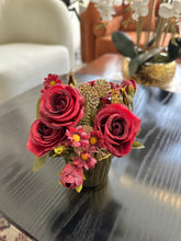 Ceramic Gold planter 11