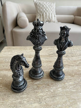 Figurine Chess Pieces-Black Antique