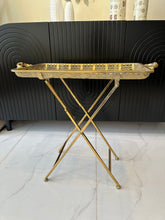 Royal Breakfast Tables 01