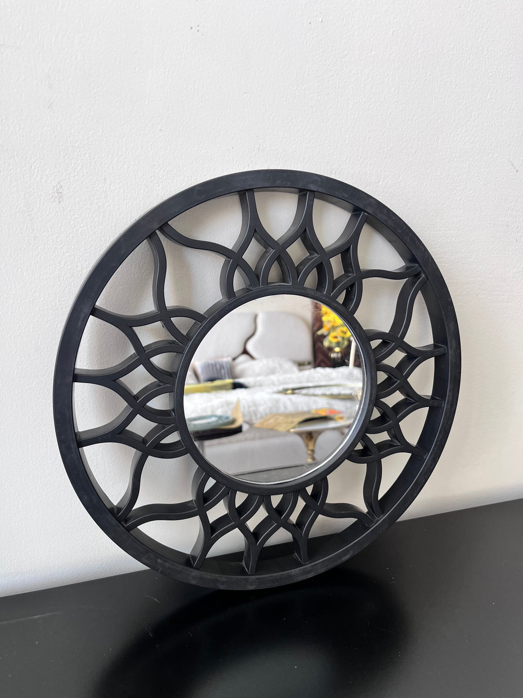 Black Round Mirror