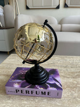 Atlas Globe