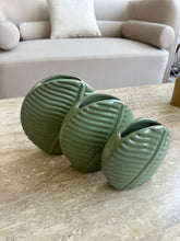 Leaf Vase set of 3 light green