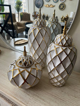 Ceramic candy 011
