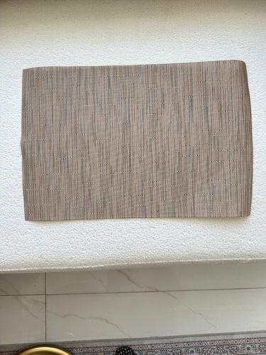 Table Mat 52