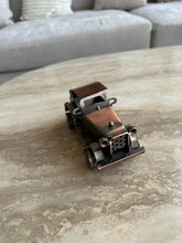 Antique Car Metal Small 002