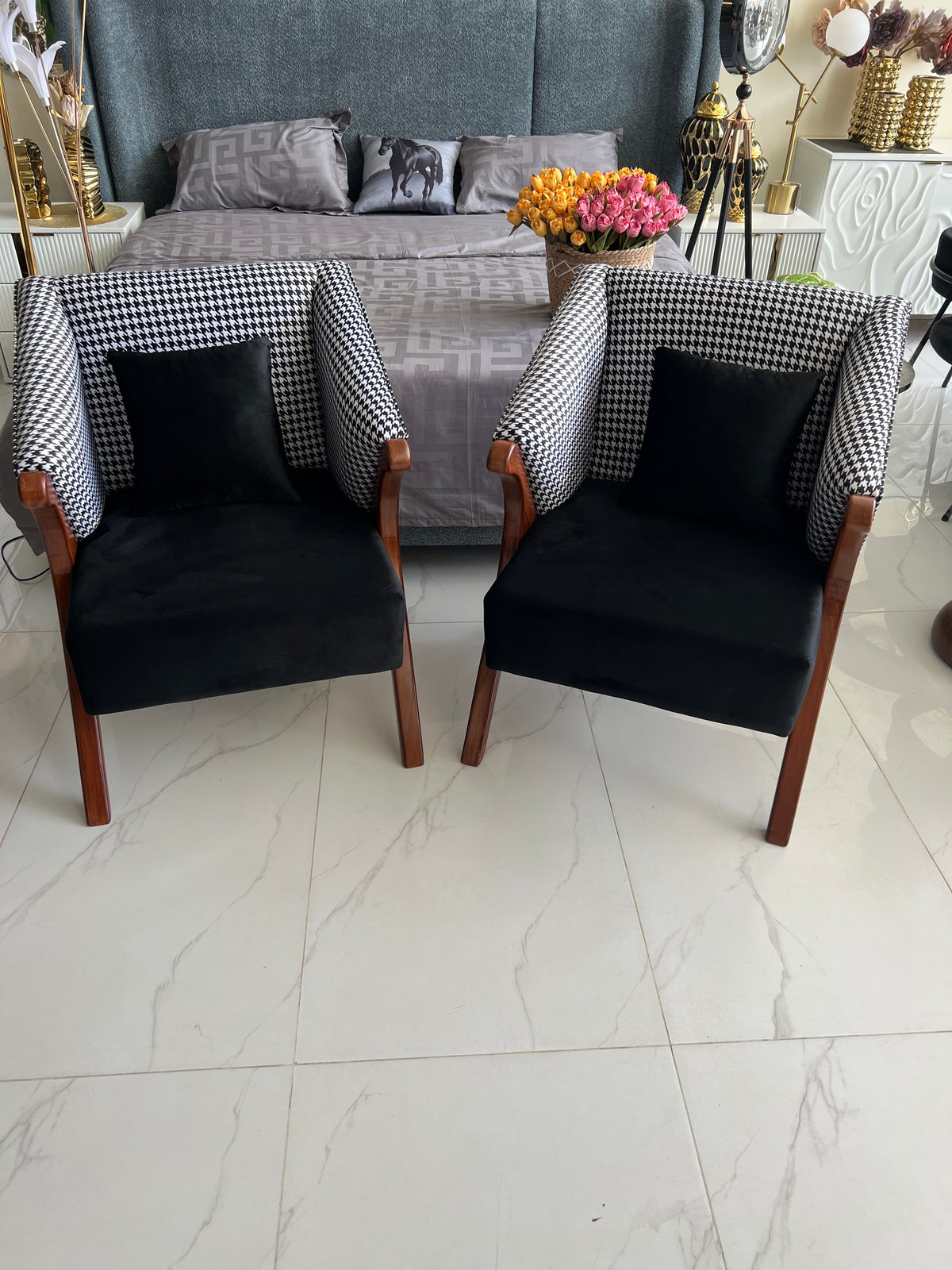 Moly chair set of 2