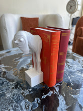 Bookend 005